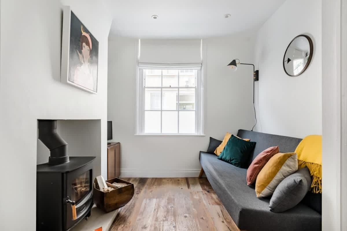 Central Georgian Townhouse With Free Parking Bath Extérieur photo