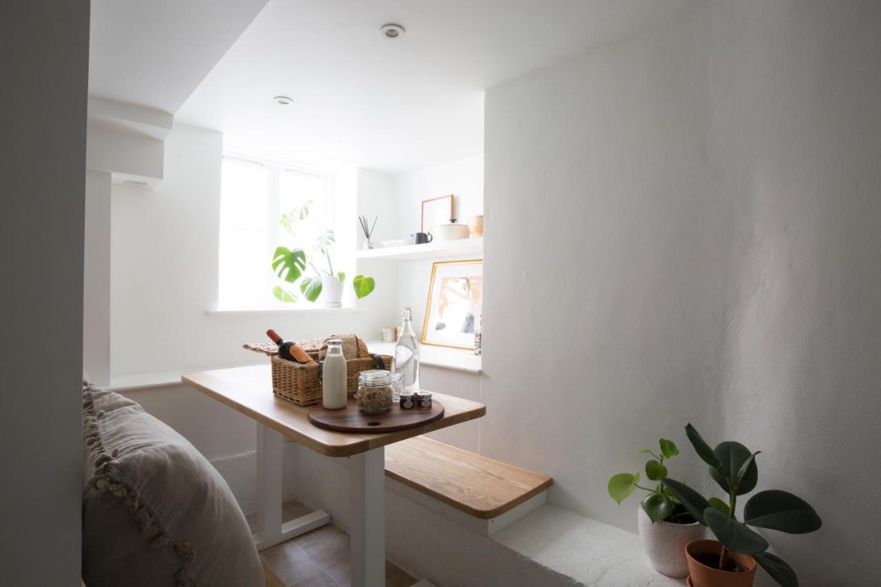 Central Georgian Townhouse With Free Parking Bath Extérieur photo
