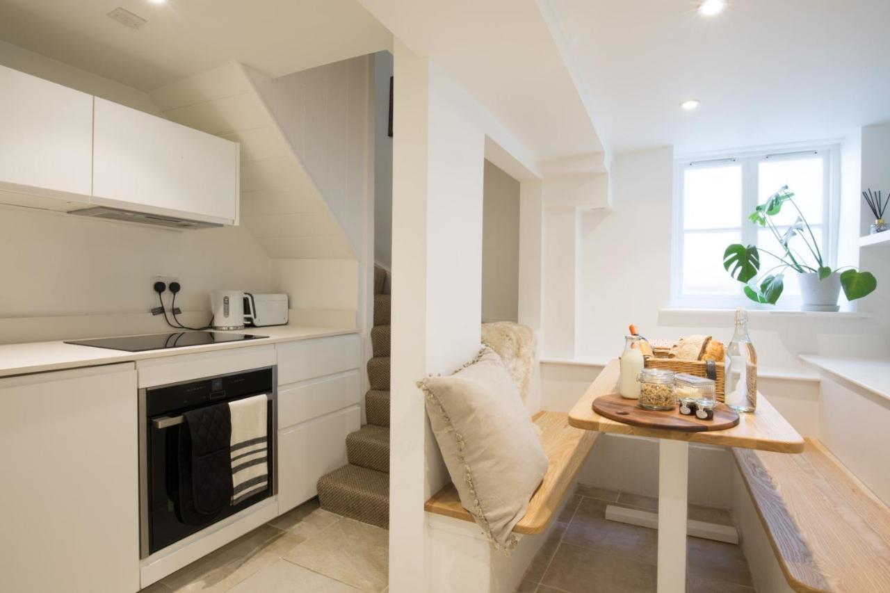 Central Georgian Townhouse With Free Parking Bath Extérieur photo