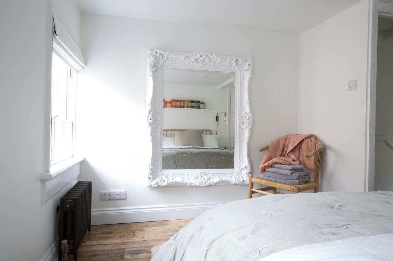 Central Georgian Townhouse With Free Parking Bath Extérieur photo